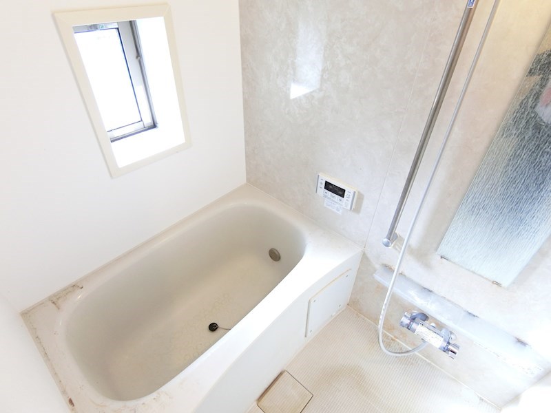 メゾン・カンフリエ 風呂画像