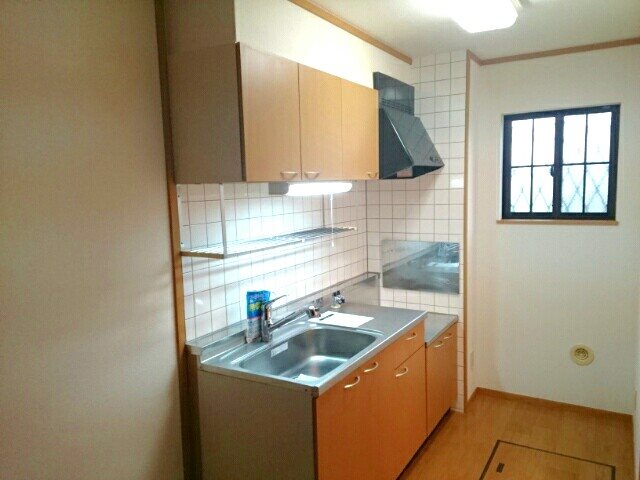 サン・ウエストⅡ キッチン