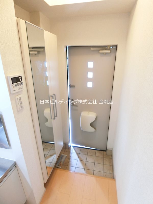 アルバモーダ 玄関