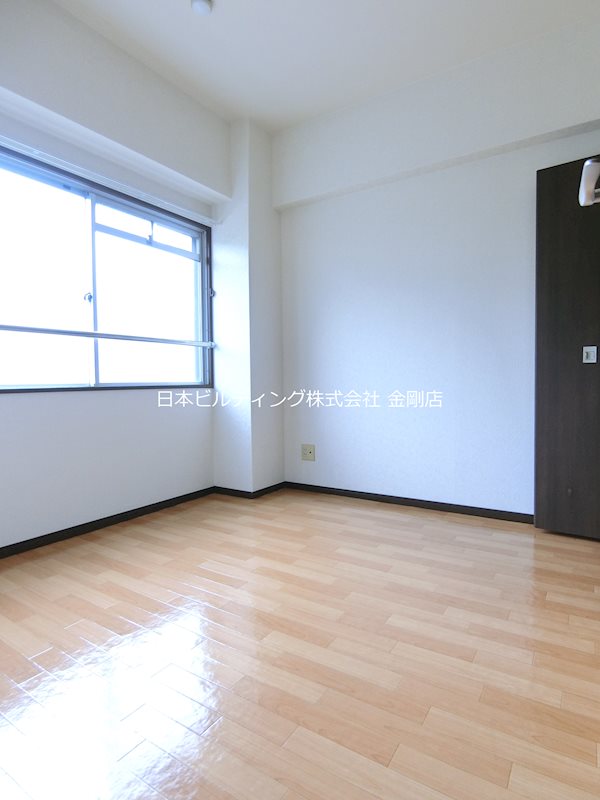 コンフォート津々山 ベッドルーム