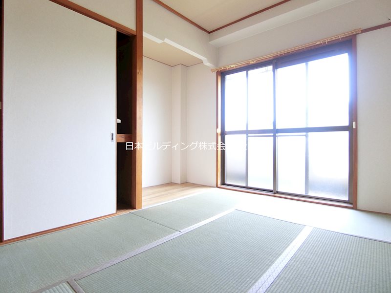 ロイヤルハイツ ベッドルーム