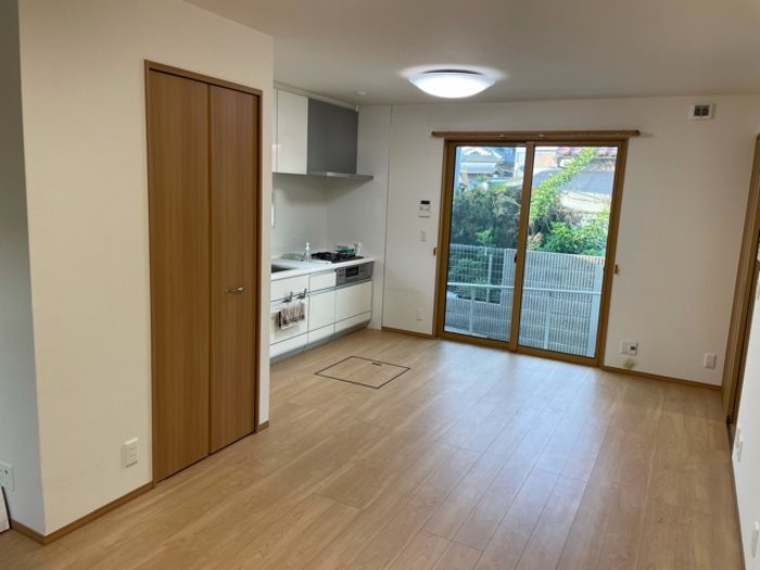 堺市東区北野田戸建 リビング