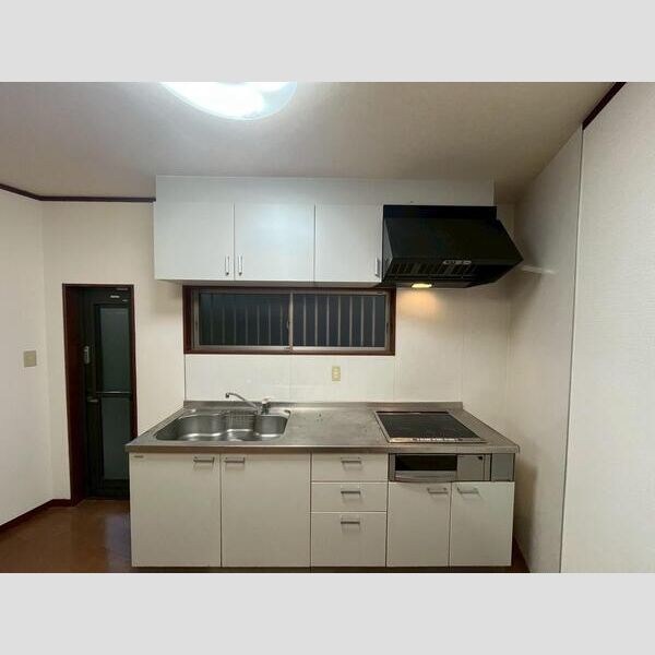 緑ヶ丘戸建 キッチン