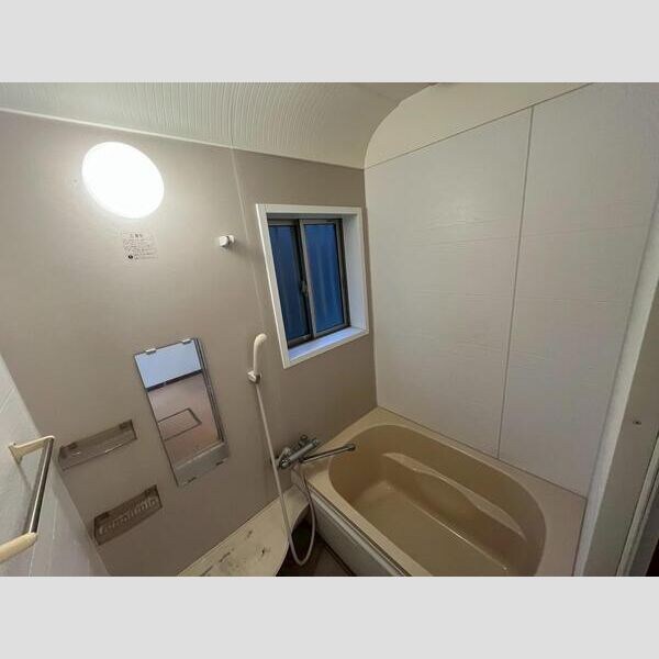 緑ヶ丘戸建 風呂画像