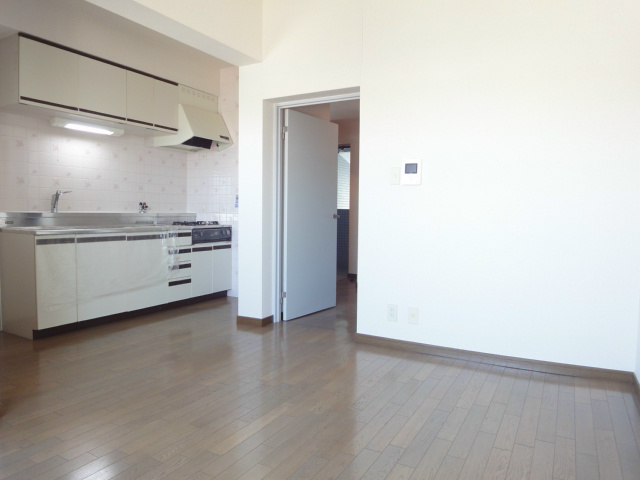 メゾン・リベルテ リビング