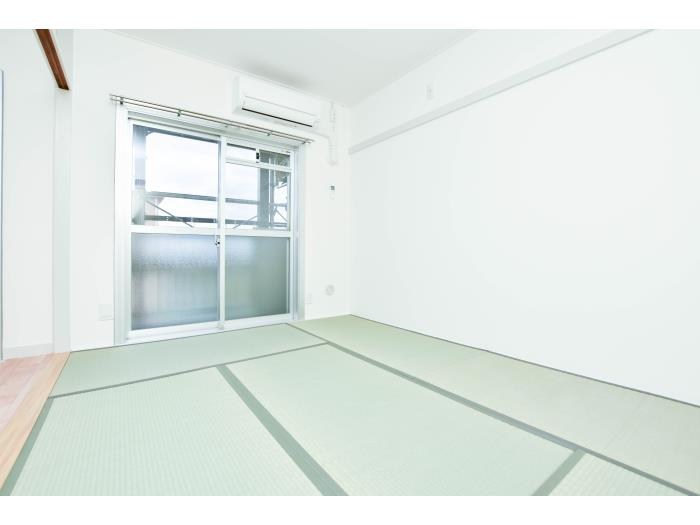 ＵＲ金剛団地　18号棟  ベッドルーム