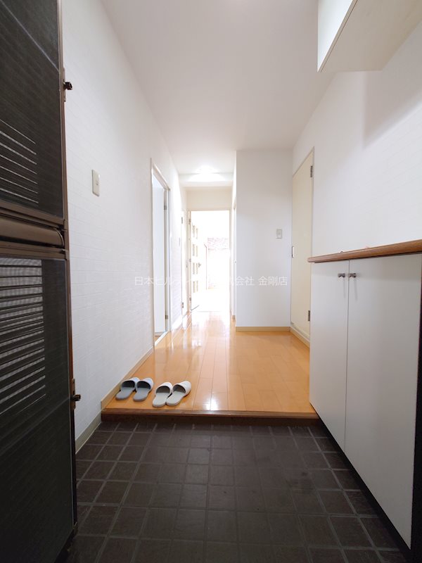 ライオンズマンション千代田弐番館  玄関