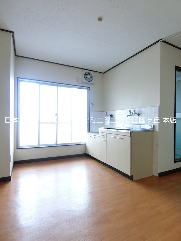 第1もずハイツ リビング