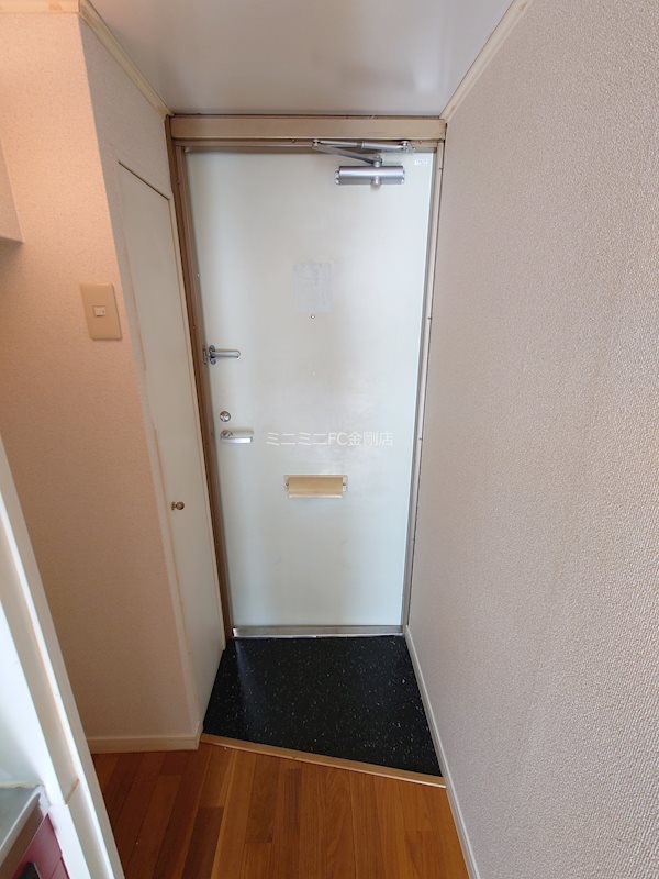 ブルーマカロン汐ノ宮 玄関