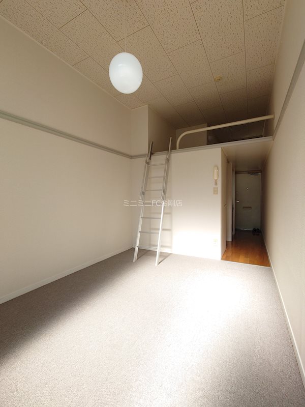 ブルーマカロン汐ノ宮 リビング