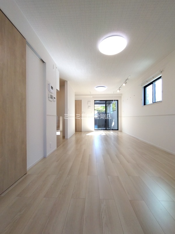 ハイ　ランドⅠ リビング