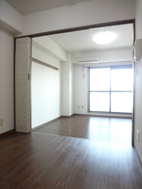 レジデンス川原 リビング