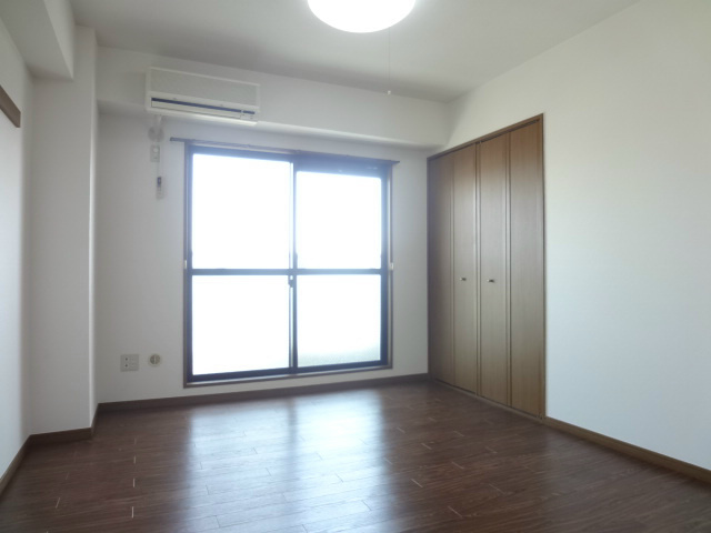 レジデンス川原 ベッドルーム