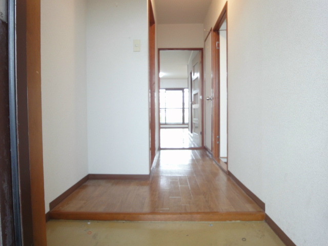 ギャレ金剛 玄関