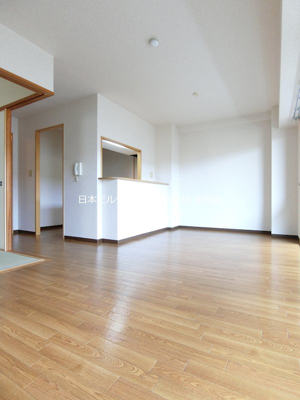 リヴィエール寺内町 リビング