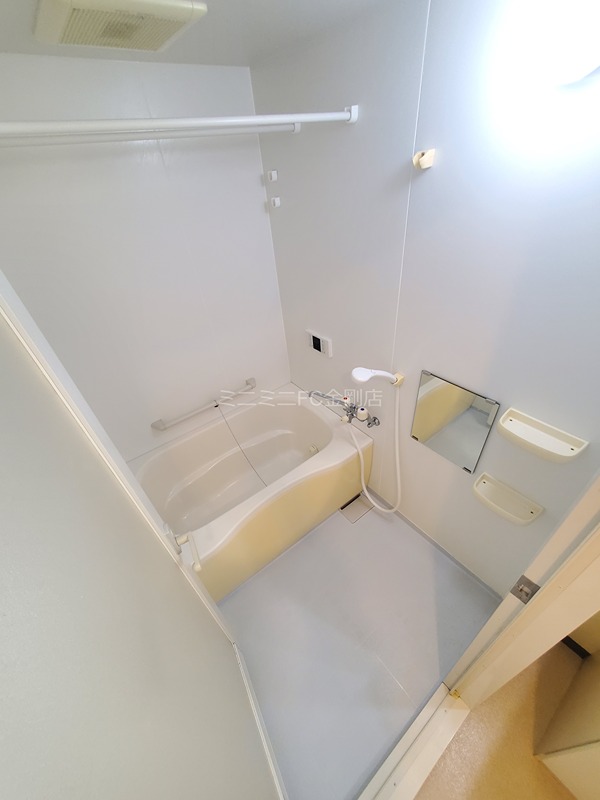 リヴィエール寺内町 風呂画像