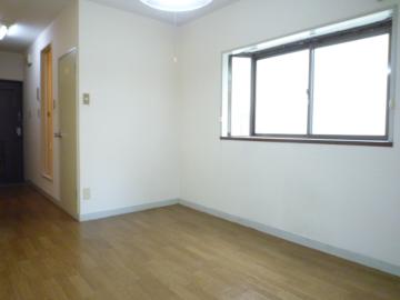 ロアール尾崎 その他10