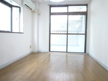 ロアール尾崎 リビング