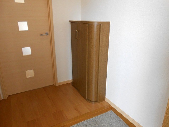 プラザエクシード 玄関