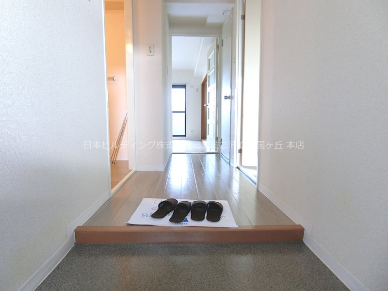 エルベ深井 玄関