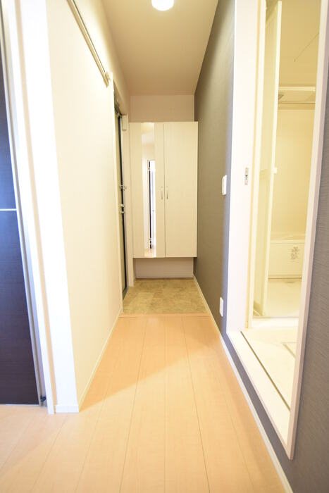 ロコ・ソラーレ 玄関