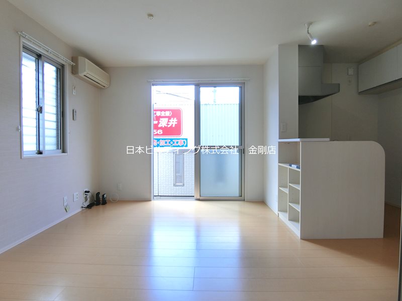 エスト・ファヴォーラ リビング