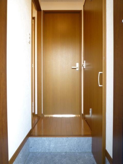 アンプルールクラージュサピエンス 玄関