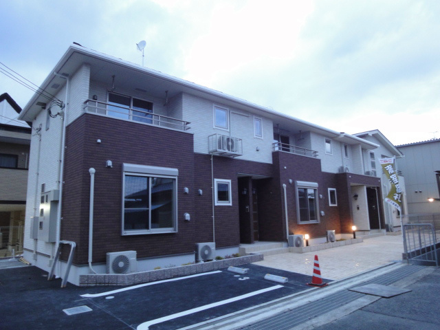 フローレスタ 外観