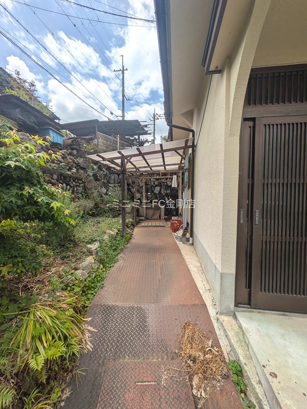 小塩町貸家 ベランダ