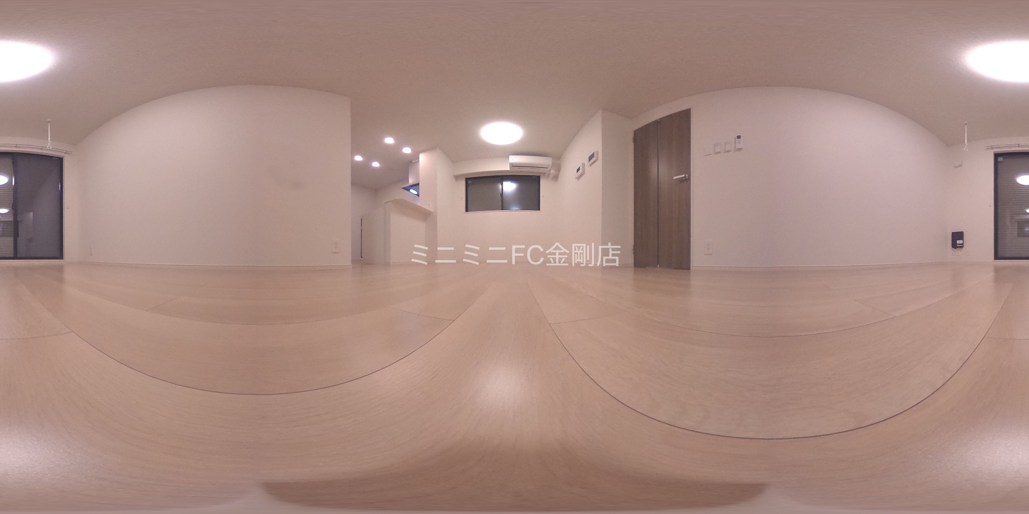 レフィナード　寿 リビング