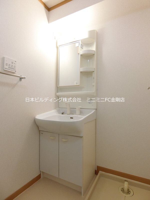 ファイン・キャピタルＢ その他1