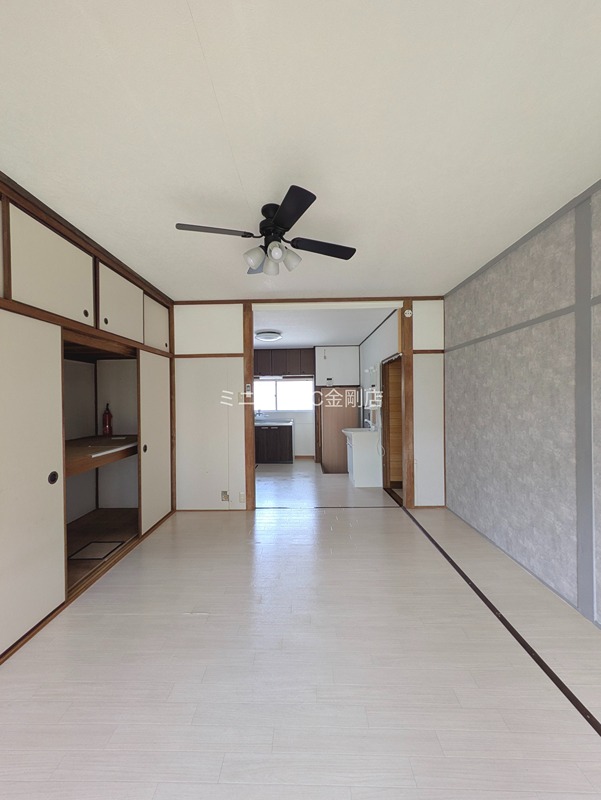 南青葉台戸建 リビング