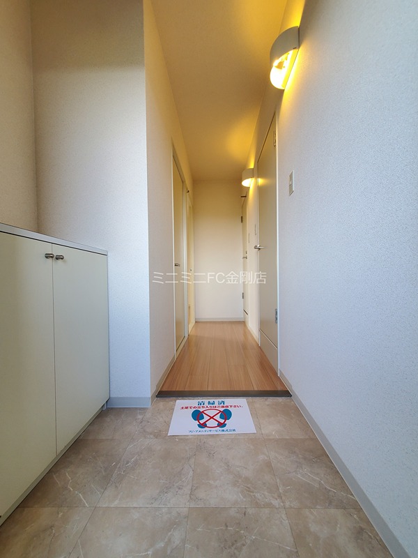 ラフィーネ壱番館 玄関