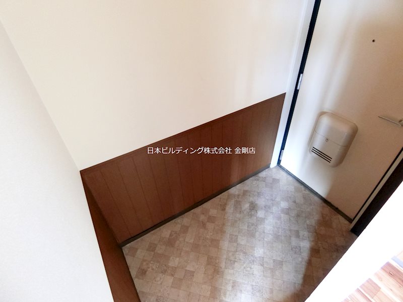 ラフィーネ2号館 玄関