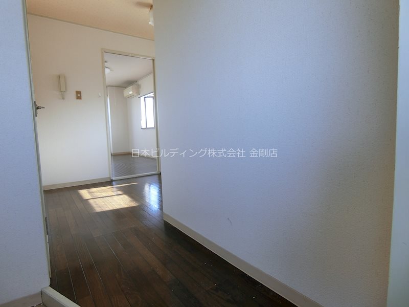 川辺ビル 玄関