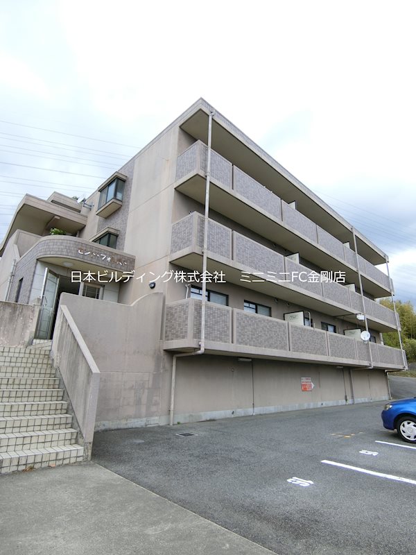 Breeze court 外観