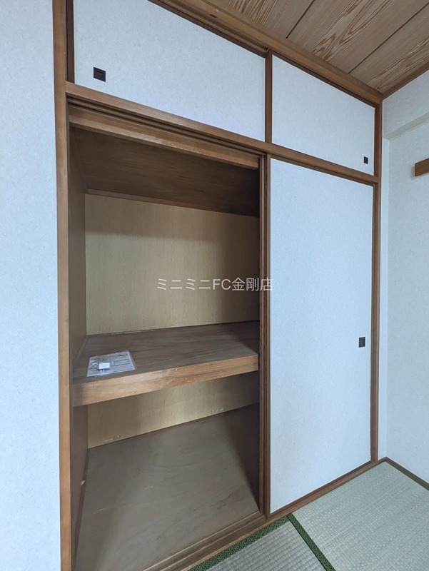 クローバーハイツ南花台 収納