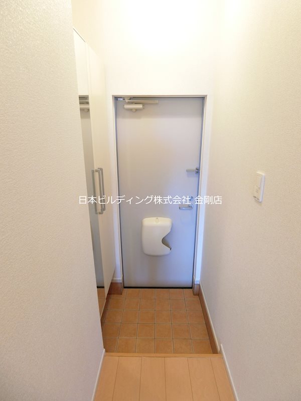 フルー　リール 玄関