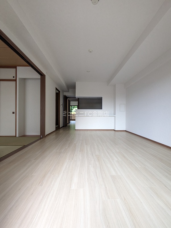 エバーランドシティ新・泉北四番館 リビング