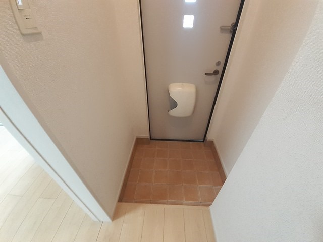 クレール　メゾン美原 玄関