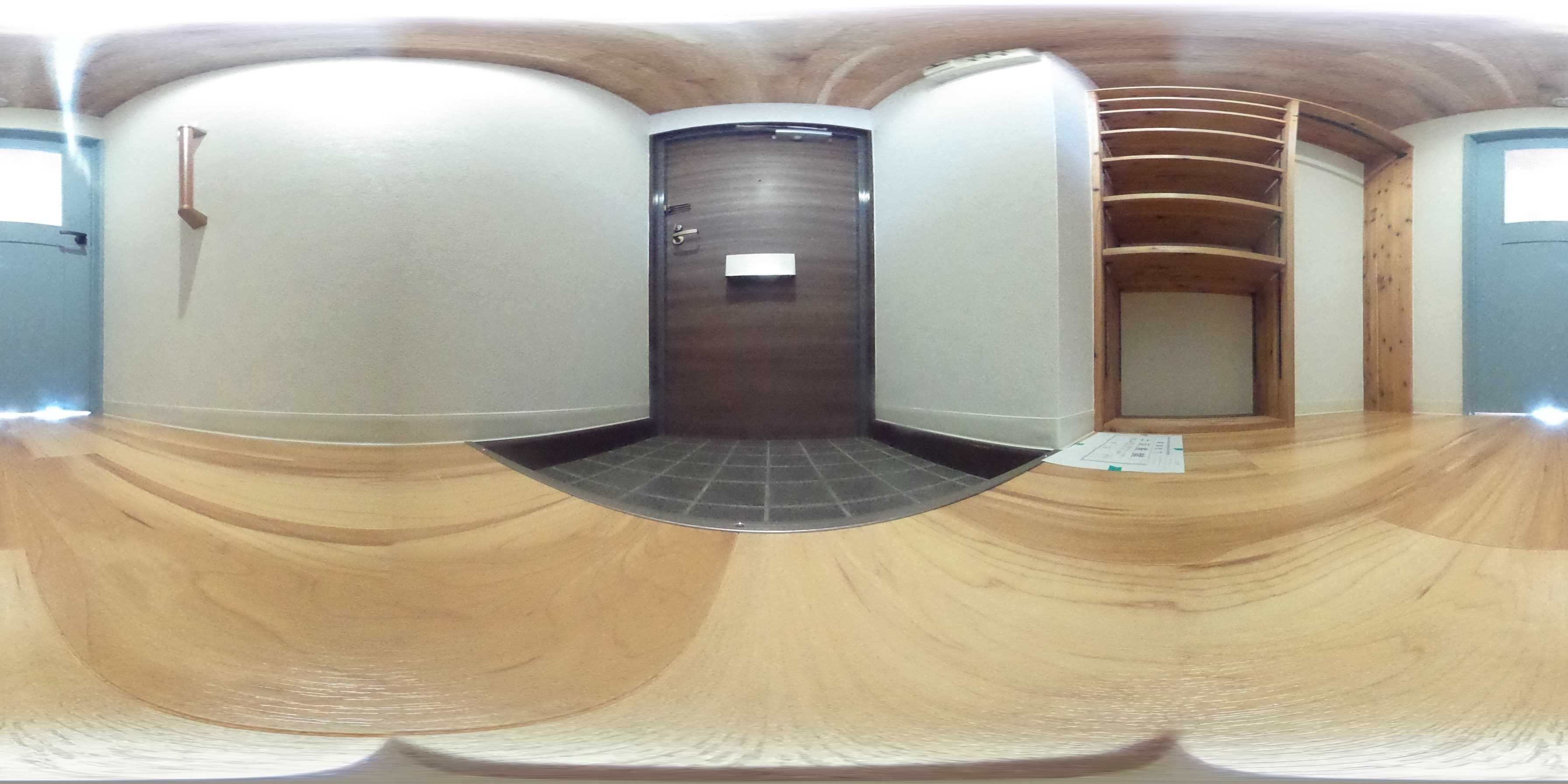 メゾン・ド・タカ 玄関