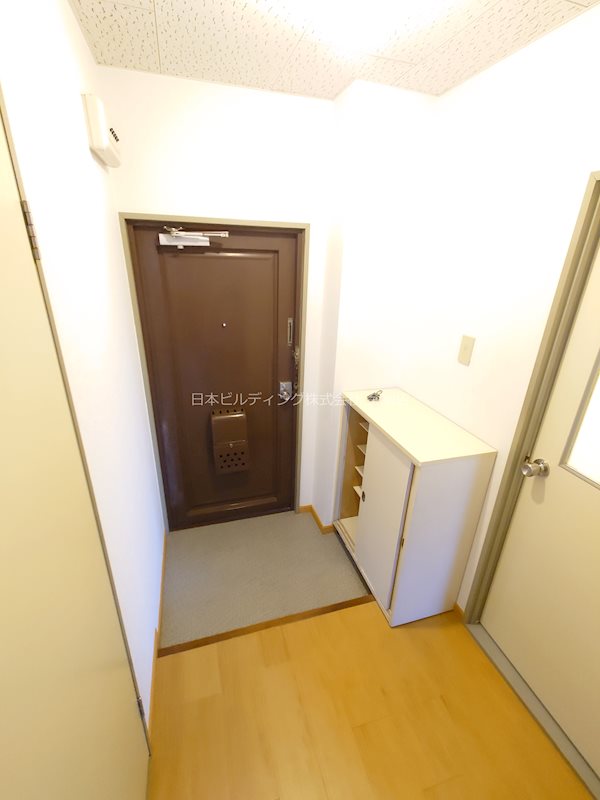 サンクレール・ヒラタB 玄関