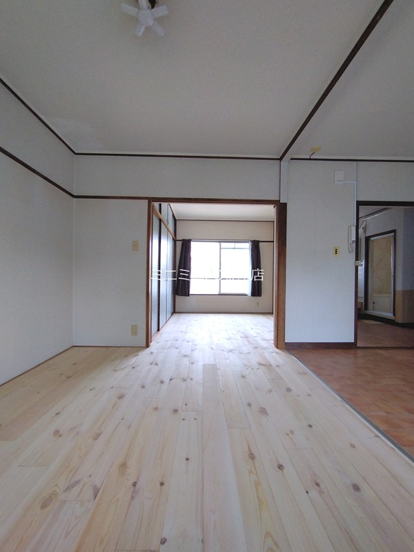 狭山住宅４号棟   リビング