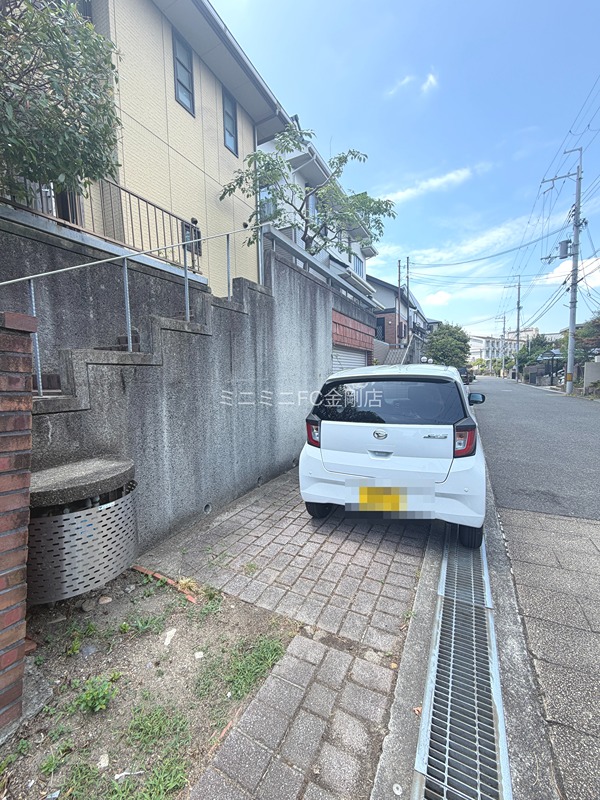 いぶき野一戸建 駐車場