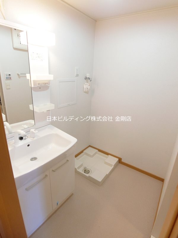 イジュ　ヴィア その他3