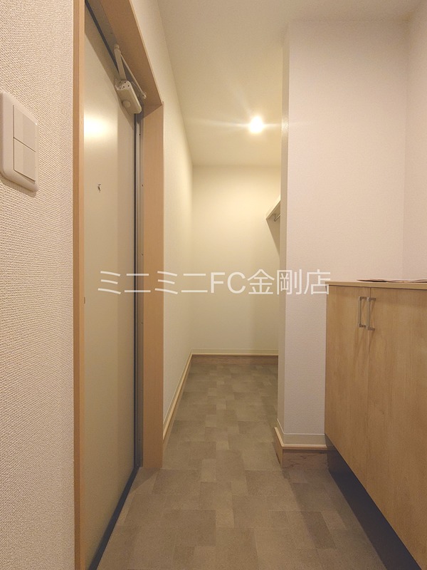 F+style狭山・池尻中1号館 玄関