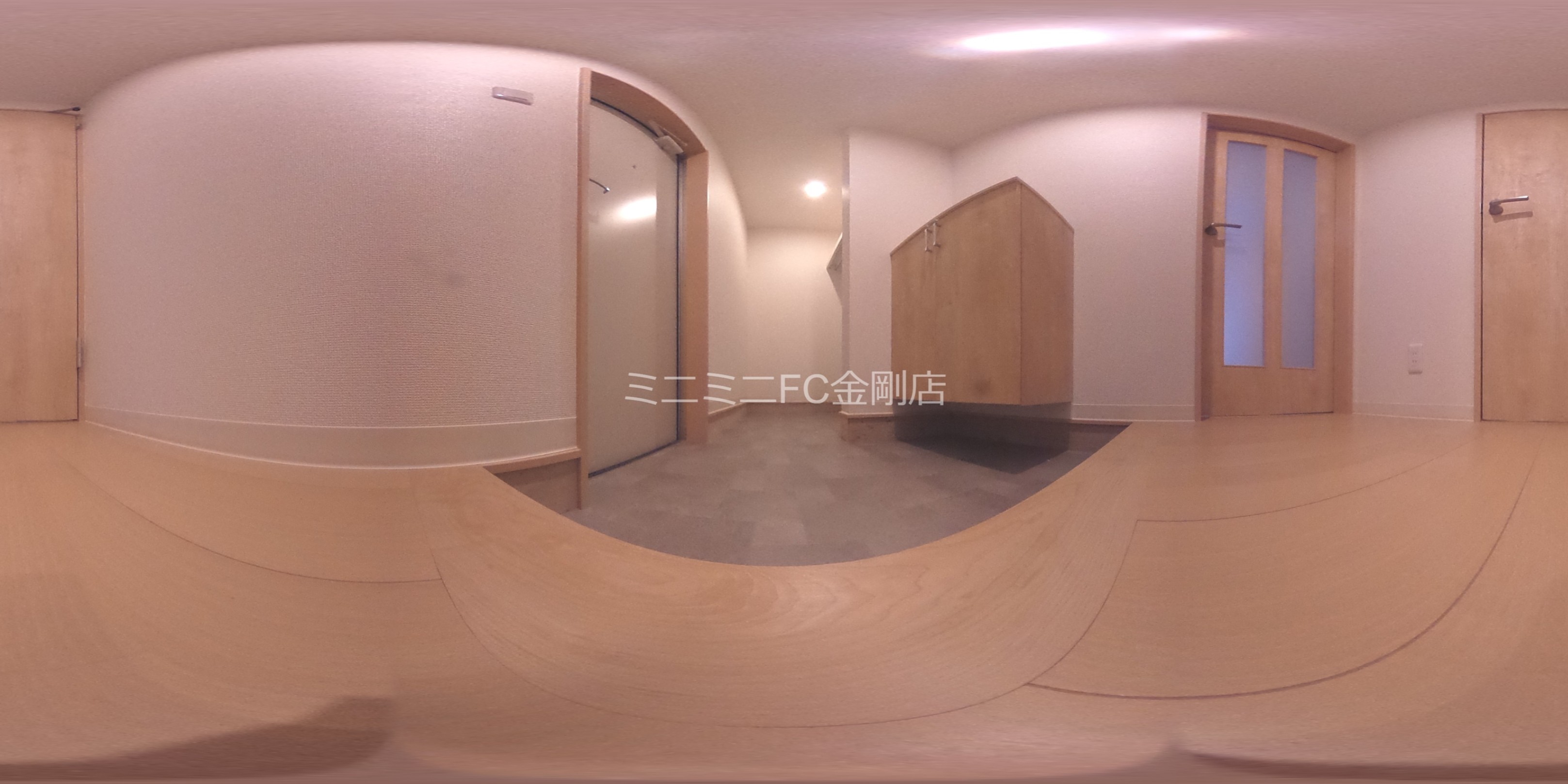 F+style狭山・池尻中1号館 玄関