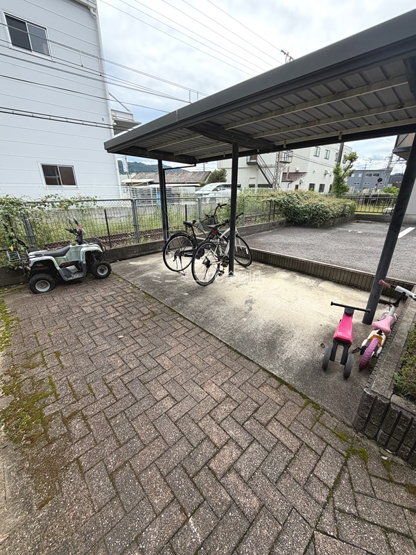 パークハイツC棟 駐車場