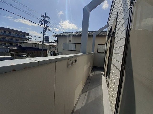 メゾンホワイト ベランダ
