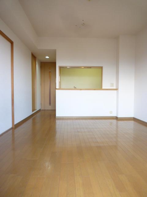 コート北野田カリヨンⅠ番館 リビング